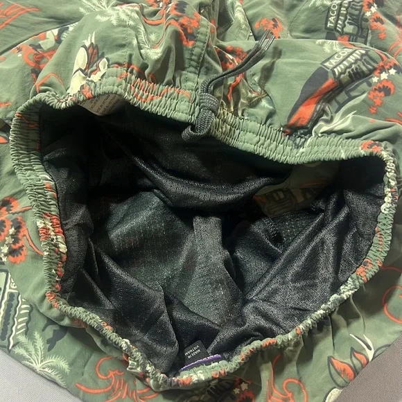 Patagonia swim trunks size Small - Picture 4 of 8